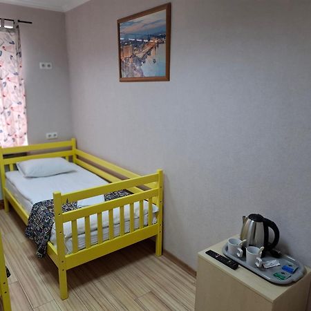 קייב Guest House "Golden Gate 911 " מראה חיצוני תמונה