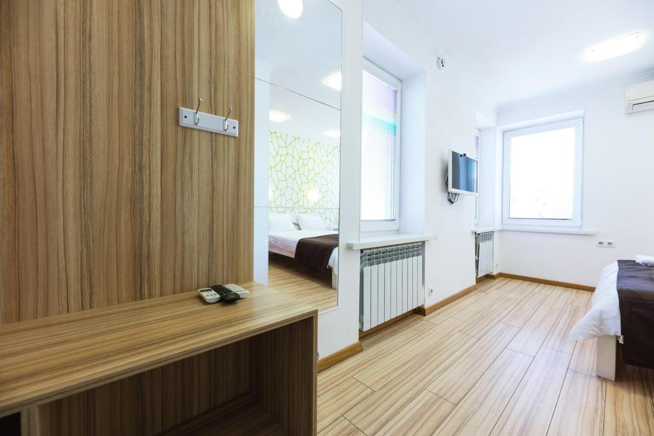 קייב Guest House "Golden Gate 911 " מראה חיצוני תמונה
