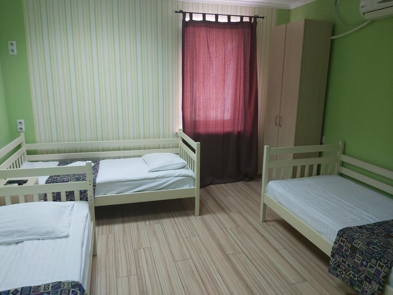 קייב Guest House "Golden Gate 911 " מראה חיצוני תמונה