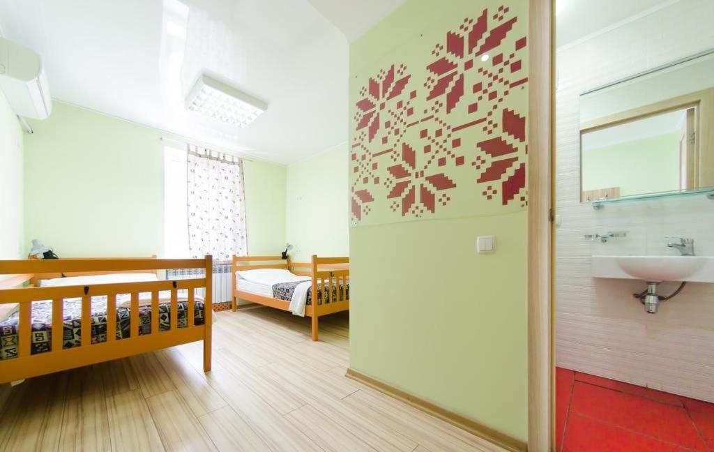 קייב Guest House "Golden Gate 911 " מראה חיצוני תמונה