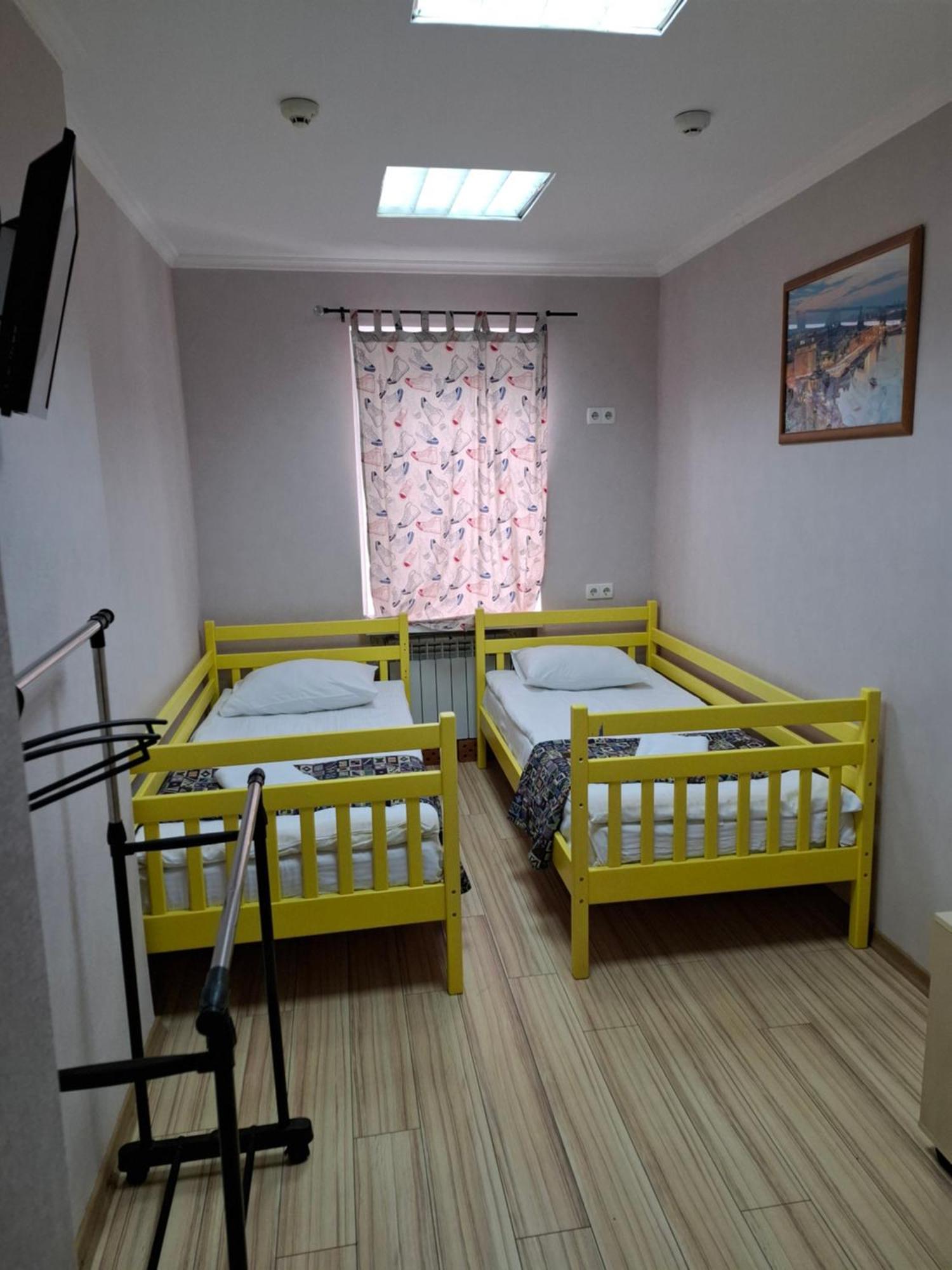 קייב Guest House "Golden Gate 911 " מראה חיצוני תמונה